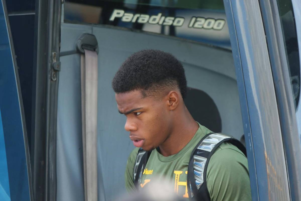 Los 2 noticiones para Honduras y Palma sorprende: La H entrenó antes de volar a Jamaica