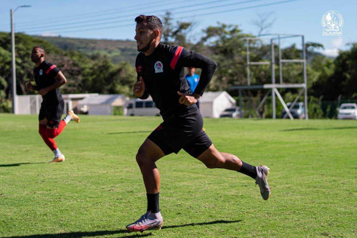 Con dos sensibles bajas: Así sería el 11 del Olimpia que prepara Pedro Troglio para enfrentar a la Real Sociedad en Tocoa