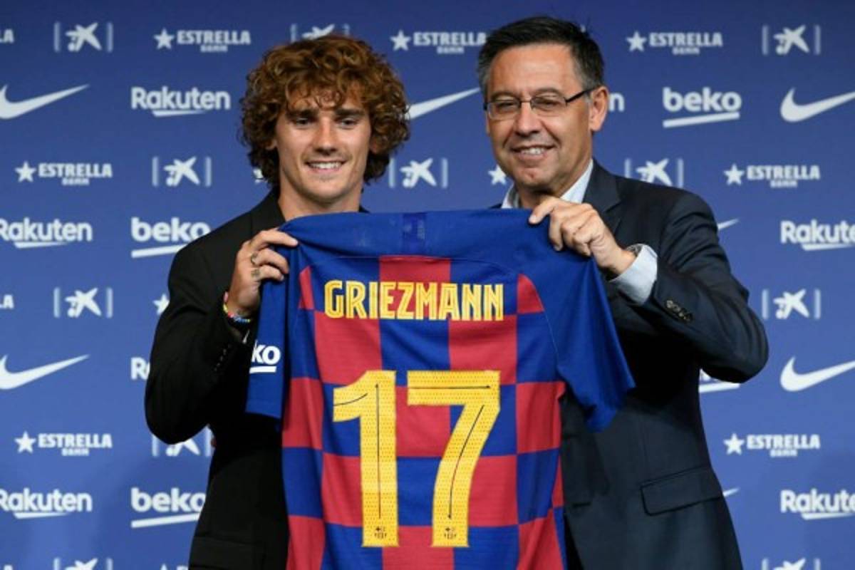 Así fue la presentación de Griezmann en el Camp Nou: Nuevo dorsal y elogios a Messi