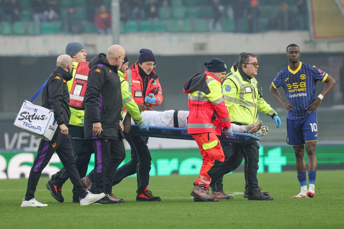 Moise Kean se desploma en partido de la Serie A y es evacuado a un hospital; el comunicado de la Fiorentina