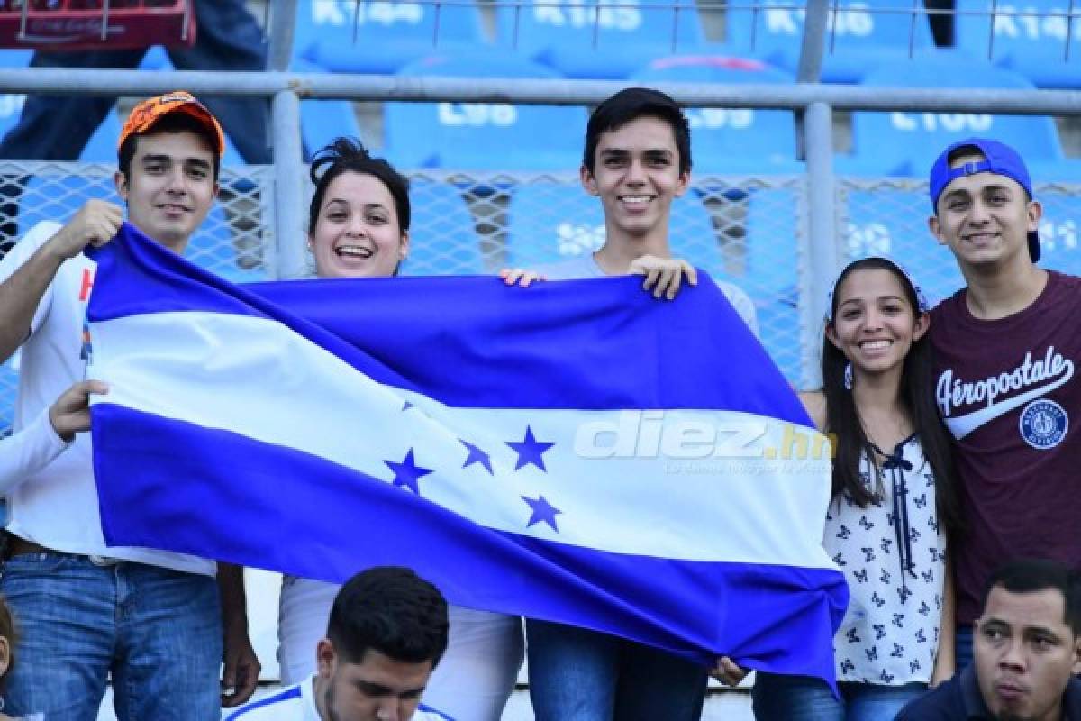 La selección de Honduras recibe otra vez el cariño y calor del estadio Olímpico