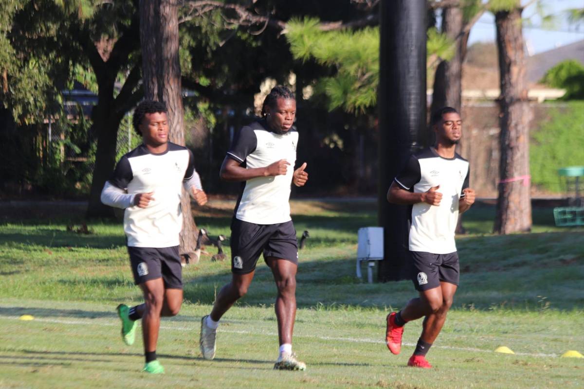 ¿Jugarán Chirinos y Arboleda? Olimpia entrena en Nueva Orleans con muchas bajas y se alista para su amistoso: fecha y hora