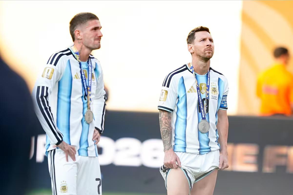 Polémica en Argentina: el motivo por el que quieren fuera a Rodrigo De Paul tras perder el Mundial 2026