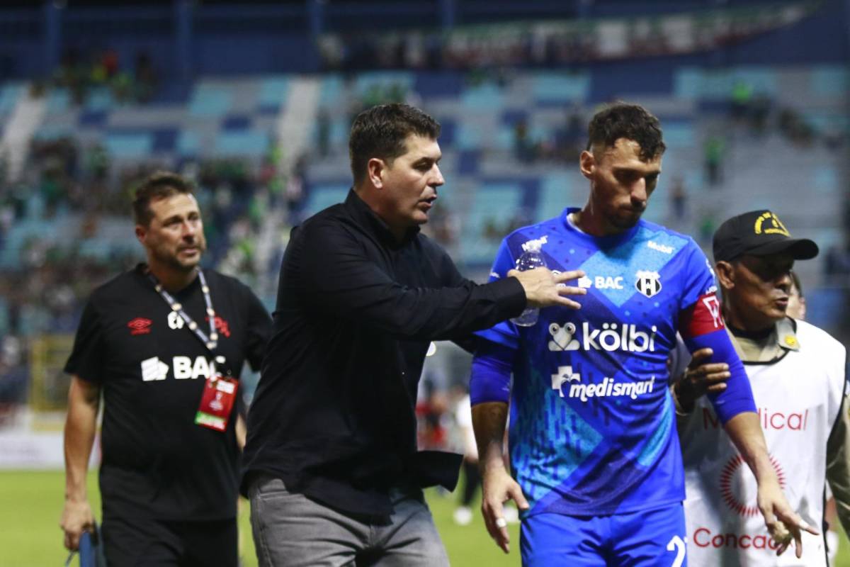 Lo llevaron de emergencia, beso a Yairo Moreno y el 'Ángel' que amargó a Marathón