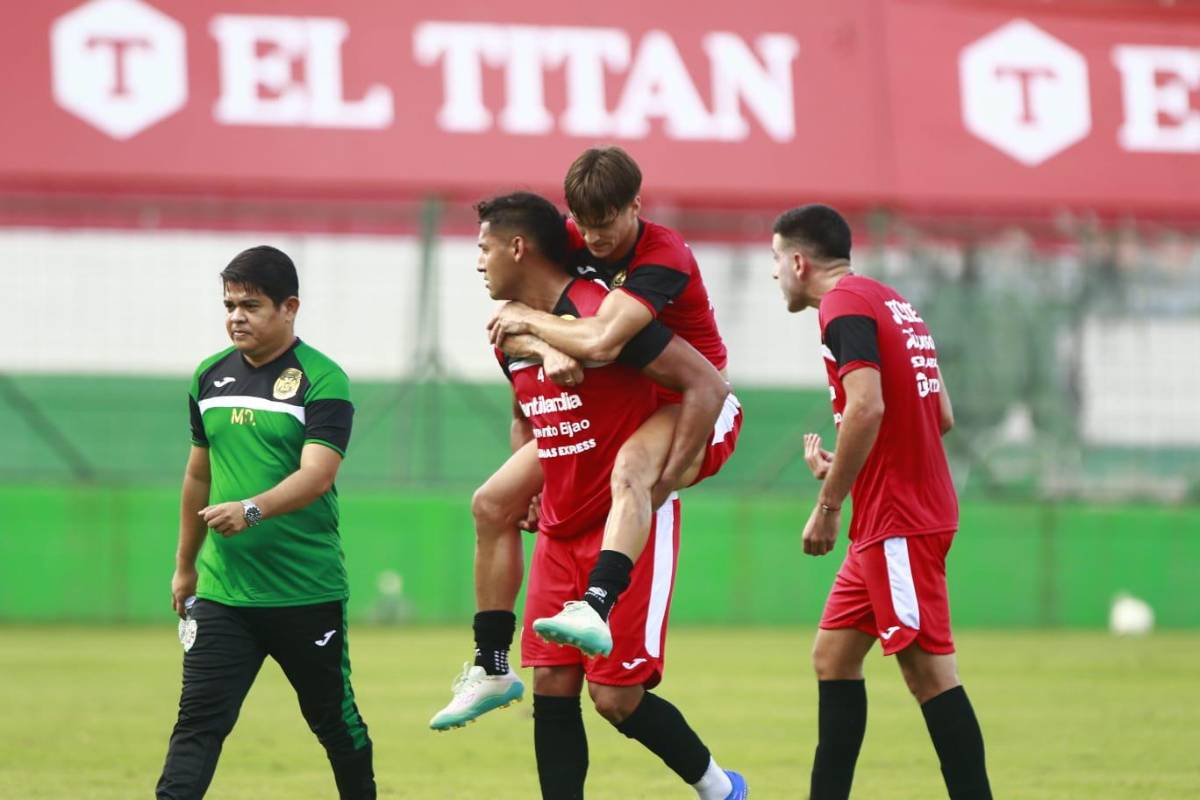 Marathón en alerta: Bruno Farioli sale lesionado y preocupa al Monstruo