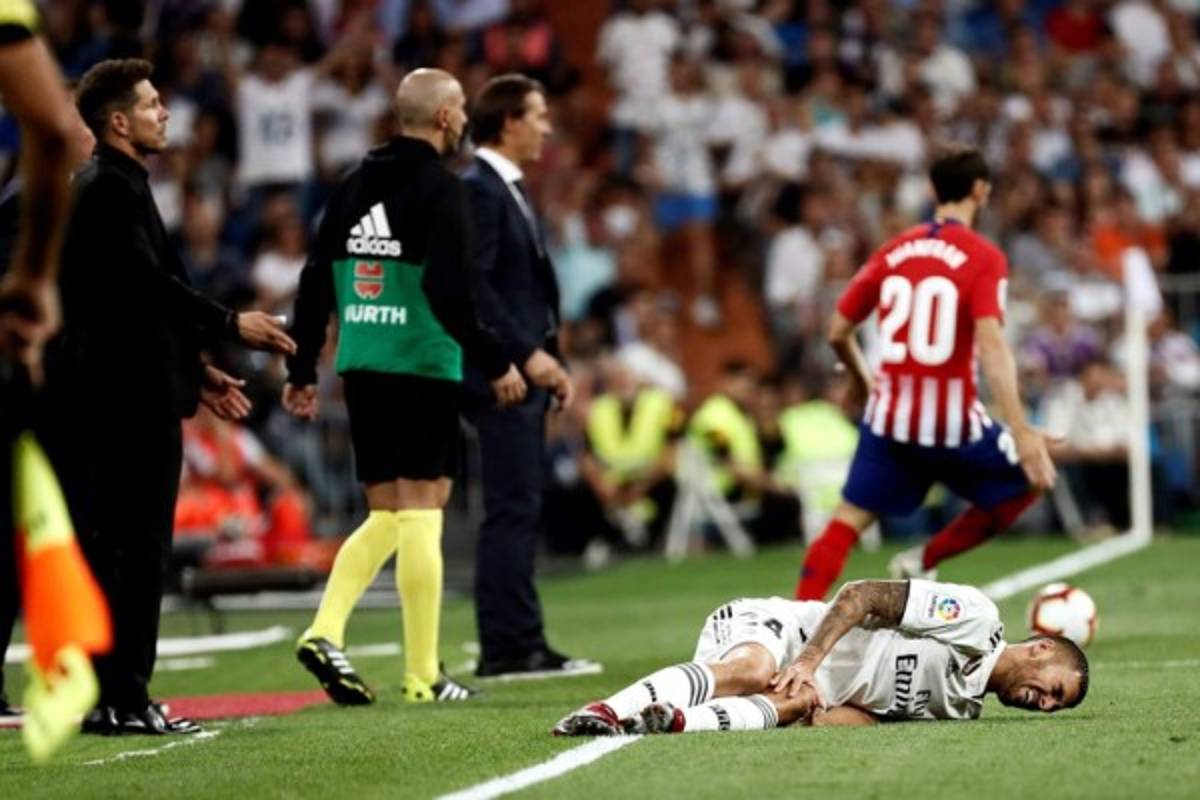 NO VISTE EN TV: Los botines de Griezmann y jugador del Madrid recibe atención tras juego