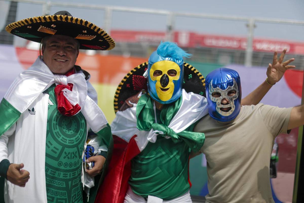 ¡El Azteca es una locura! Así se vive la fiesta previo a la inauguración del Mundial