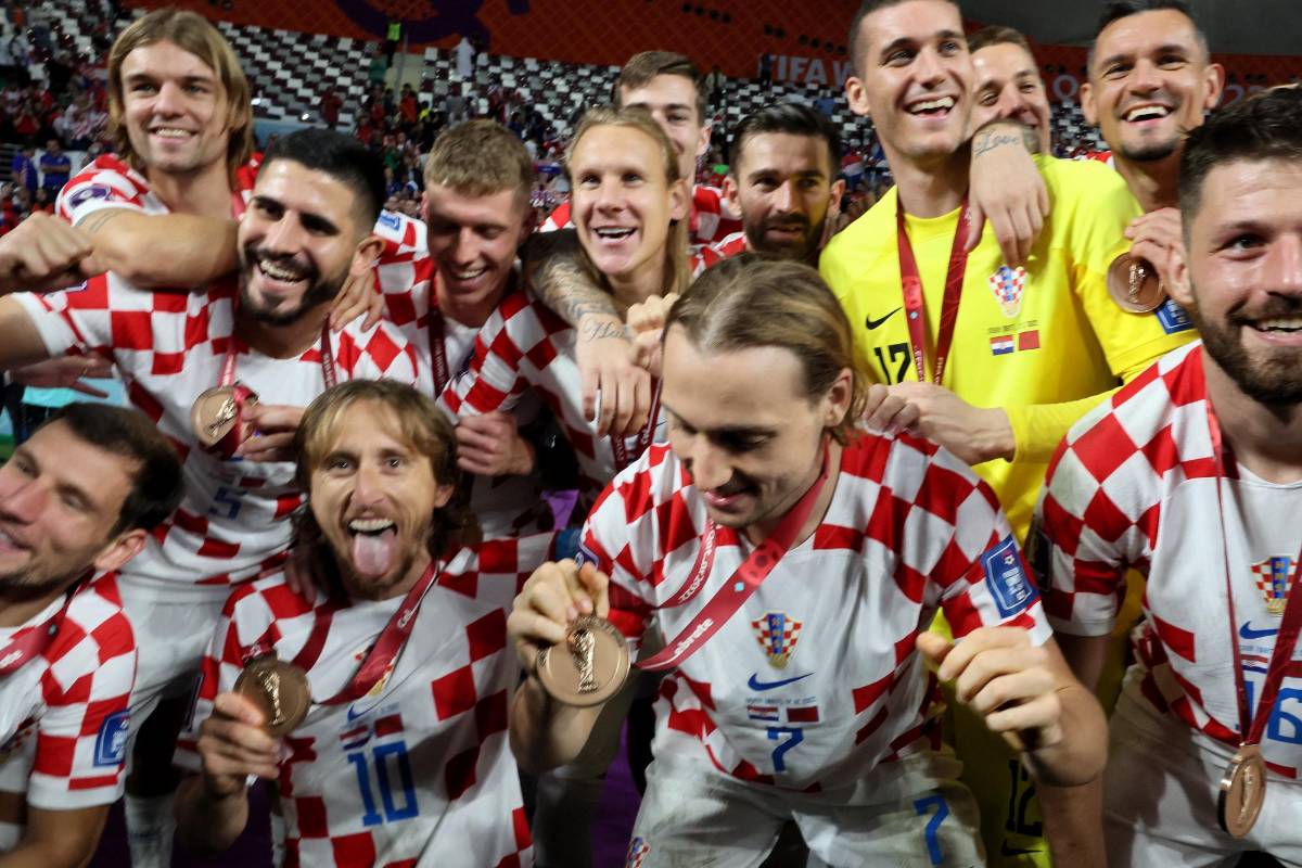 ¡Croacia celebra! El festejo especial de Luka Modric tras derrotar a Marruecos en el Mundial y la modelo Ivana Knoll enamora