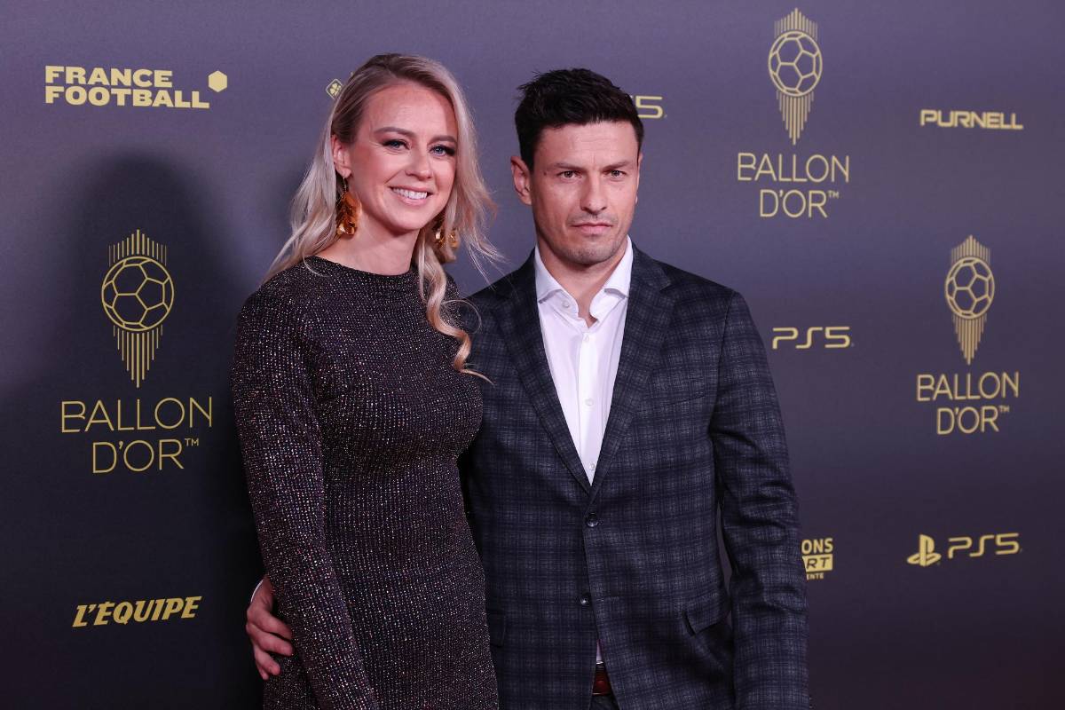 ¡Unas Bellezas! Esposas de los futbolistas que engalanaron la gala del balón de Oro 2023 en París