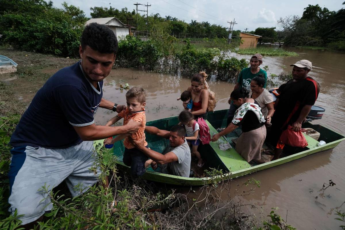 INFORME ESPECIAL: En horas Julia se convertirá en tormenta tropical, pero siempre dejará lluvias en Honduras esta noche