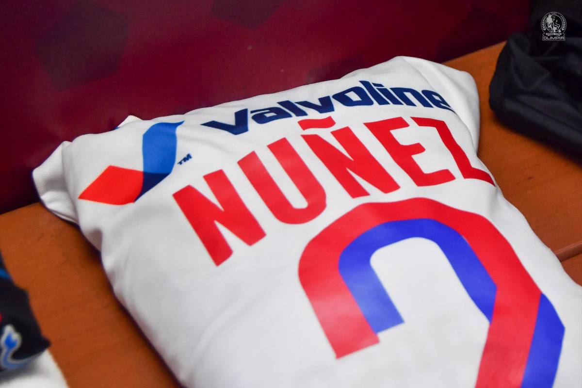 Pedro Troglio, el nuevo rey del Olimpismo y el show de la Ultra Fiel previo al clásico ante Real España en el estadio Nacional