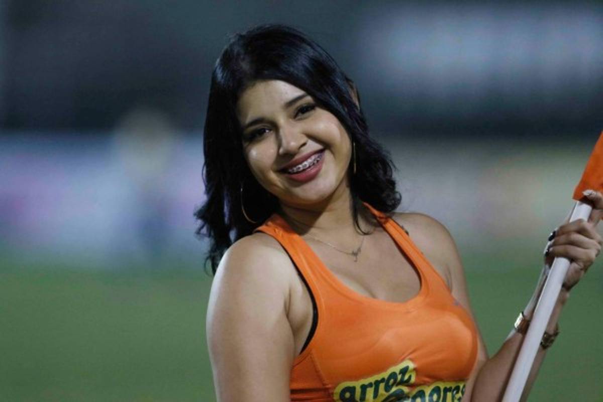 EN FOTOS: La primera vez de Coito en el Morazán; la celebración de Costly y las chicas bonitas