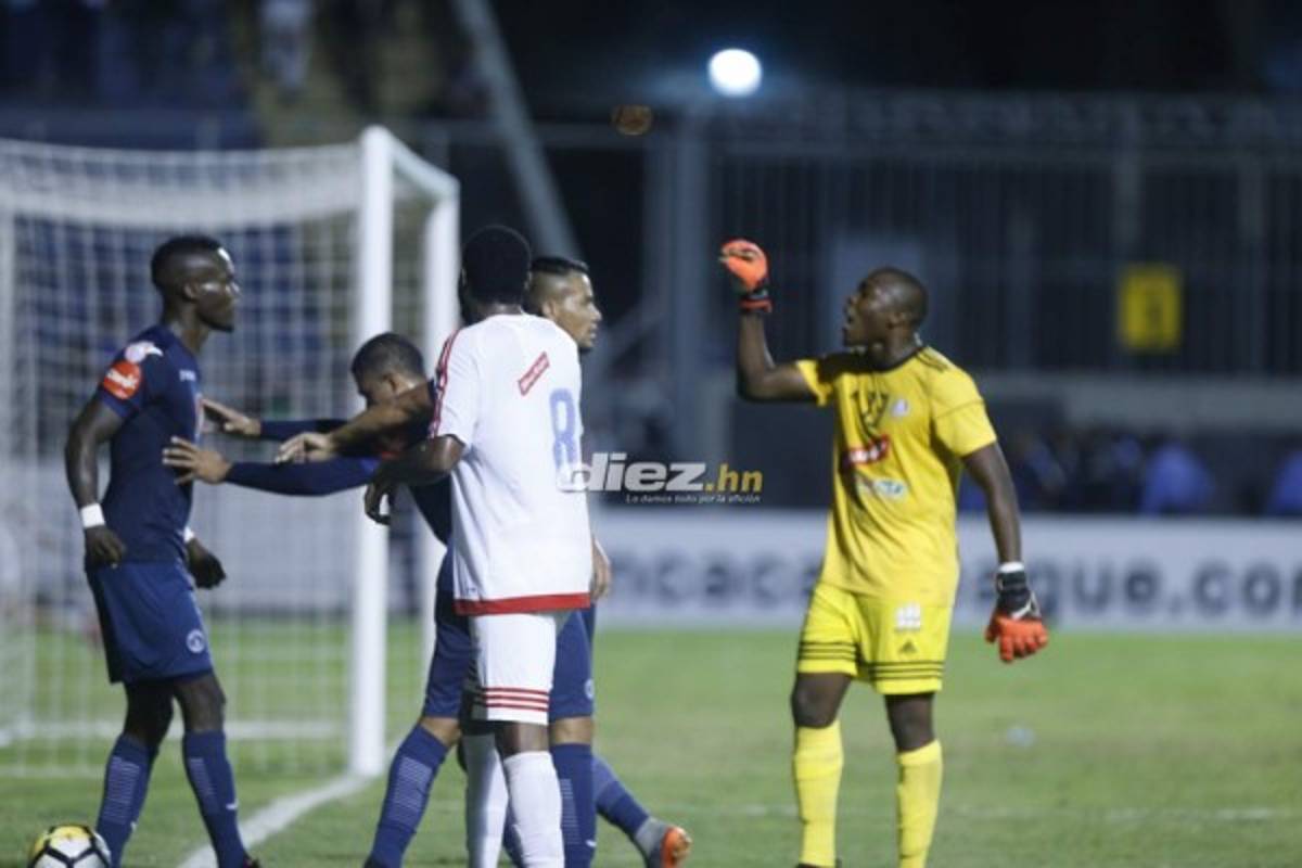 NO VISTE EN TV: La bronca entre jugadores de Motagua y Portmore United