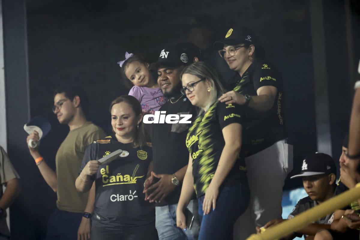¿Fichaje del León en el Morazán? Toquecito de Espinel a árbitro y La More llegó