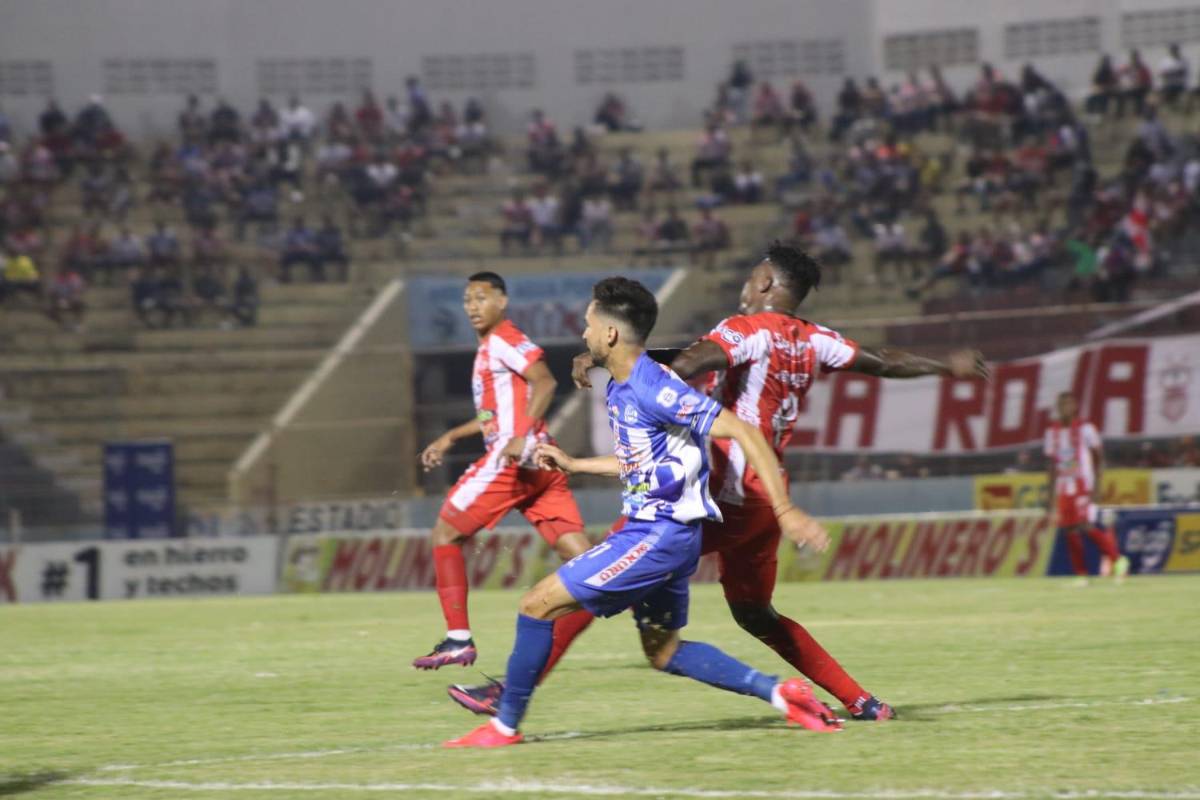 ¡Olimpia y Motagua predominan! Los 32 reconocidos jugadores de la Liga Nacional sin contrato o que son agentes libres