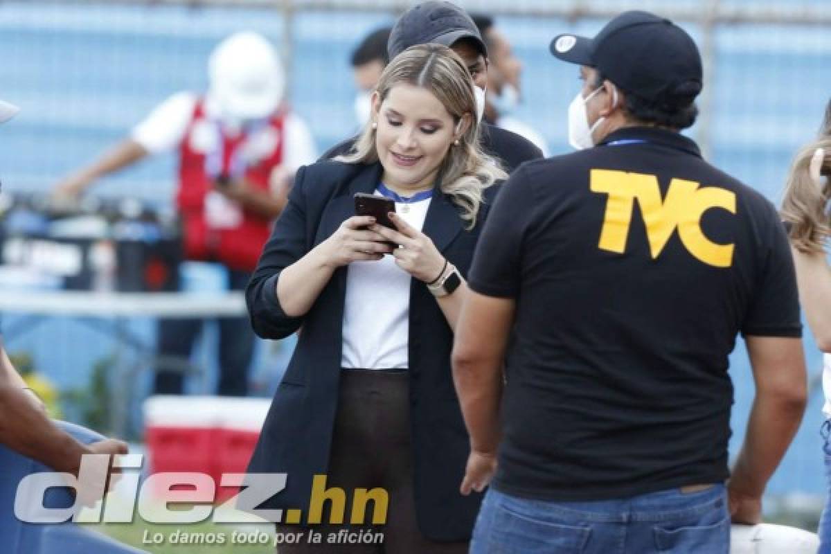 Bellas presentadoras y aficionadas deslumbraron en el estadio Olímpico para el Honduras-Panamá