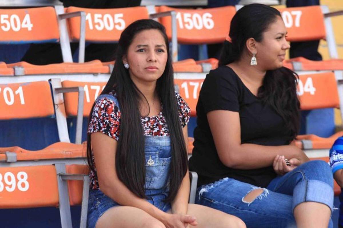 Las mejores imágenes de ambiente del clásico Motagua-Olimpia