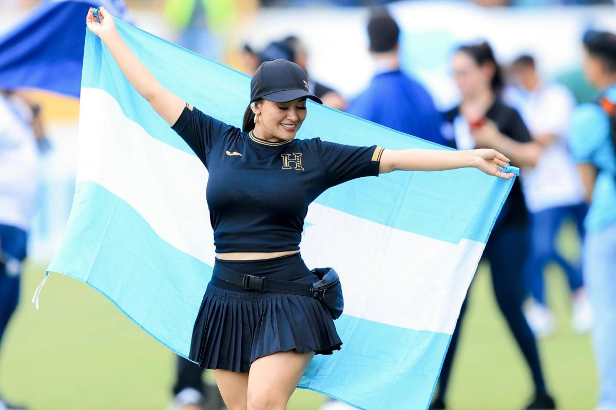 ¿Quién es la de azul? Las bellezas en el duelo de tiktokers Honduras-El Salvador; Milagro Flores levanta suspiros