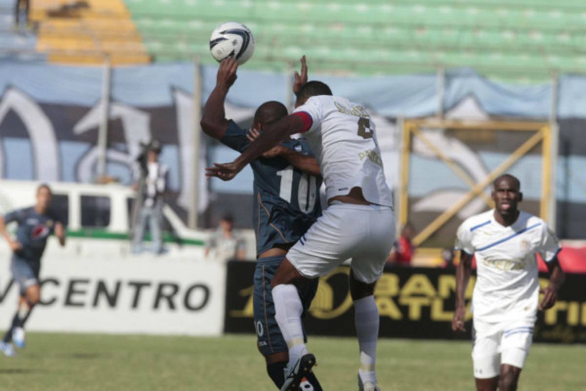 Olimpia se quedó con el clásico capitalino