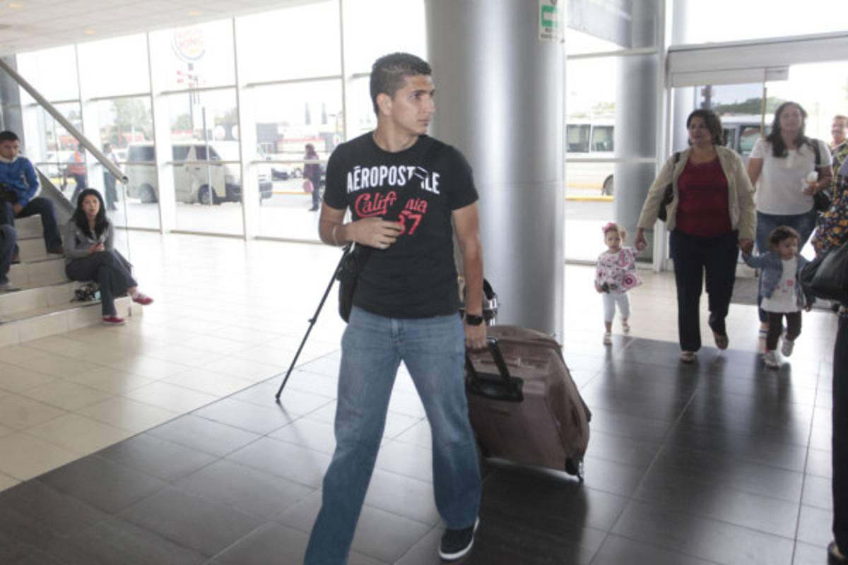 Leverón viajó a Vancouver para unirse a los Whitecaps