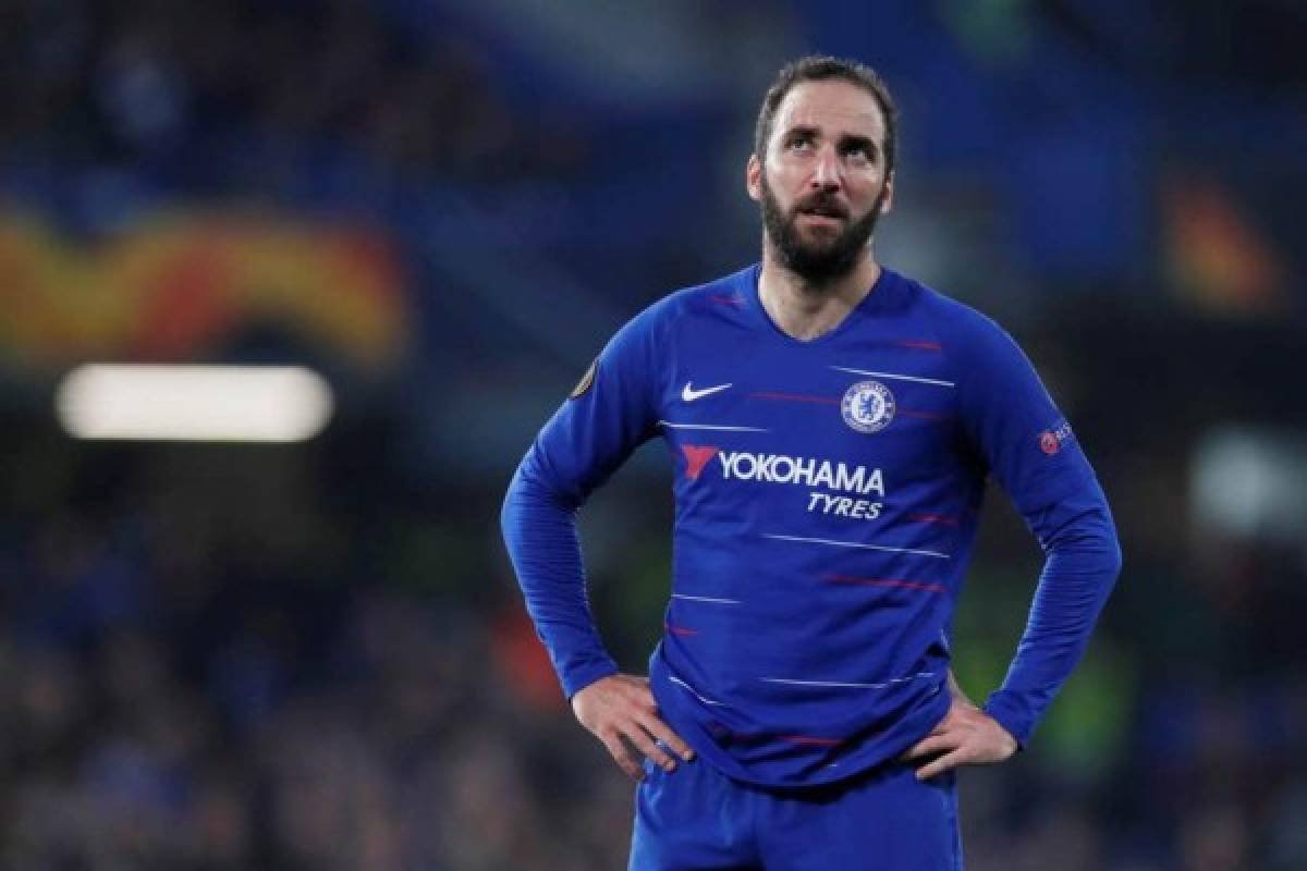 Otro amargo top para Higuaín: Los peores futbolistas que han jugado en la Premier League en los últimos años