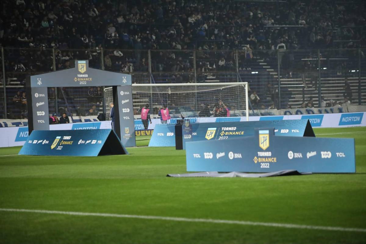 Con balas de goma, gas lacrimógeno y represión: Así fue el caos que llevó a la cancelación del partido Gimnasia vs Boca Jrs