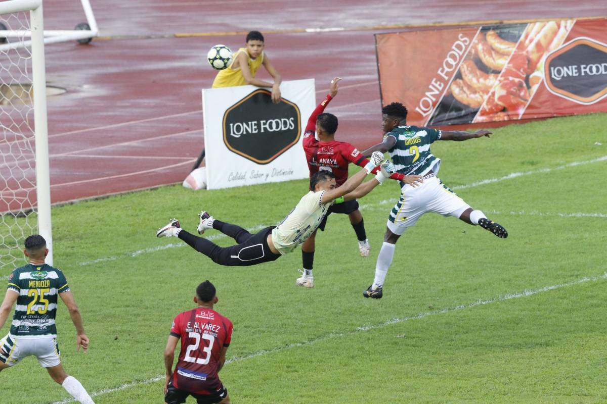 El futbolista que salió llorando de la final del Ascenso, afición de Juticalpa retumba y Lone FC saca ventaja en el Olímpico