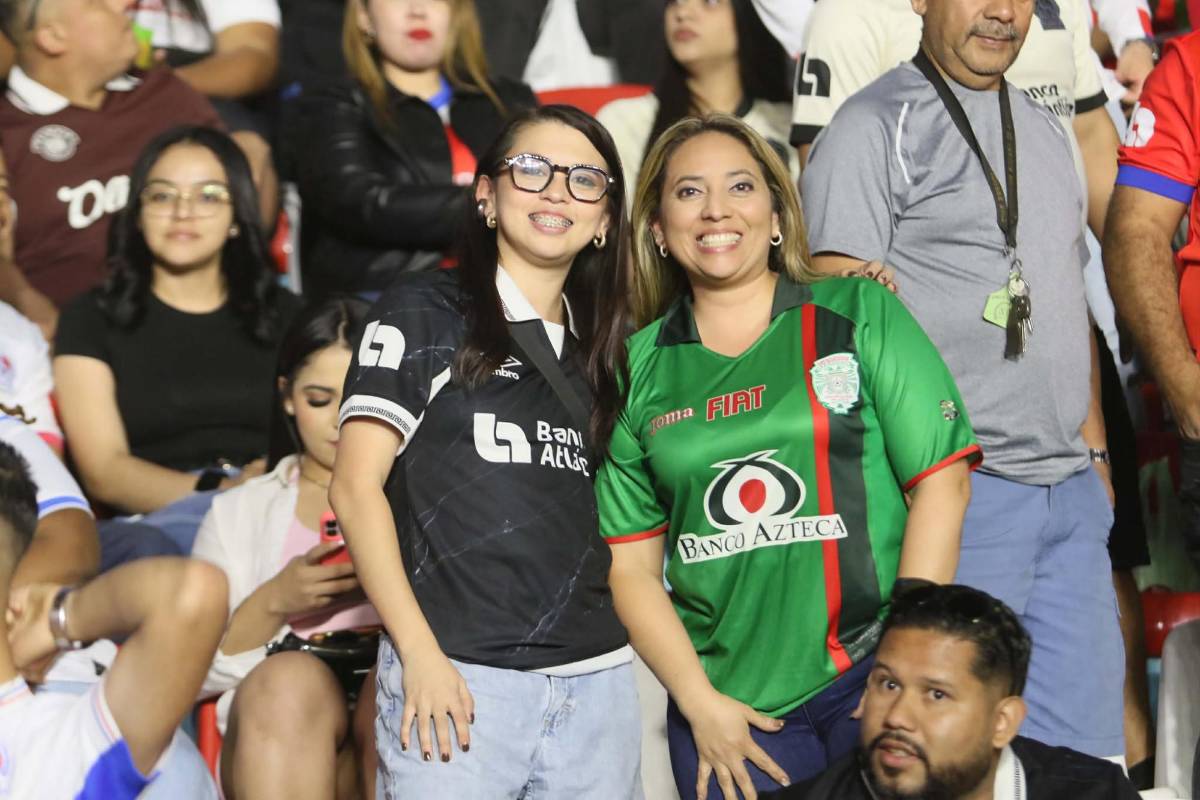 Las hermosas chicas, Lady Santa Bárbara sorprende y Ester Mendoza roba suspiros en la previa del Olimpia - Marathón