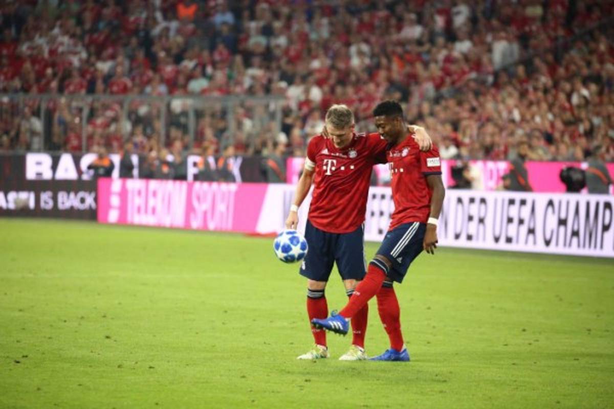 ¡ETERNO! La emotiva despedida del Bayern Munich a Bastian Schweinsteiger en el Allianz Arena