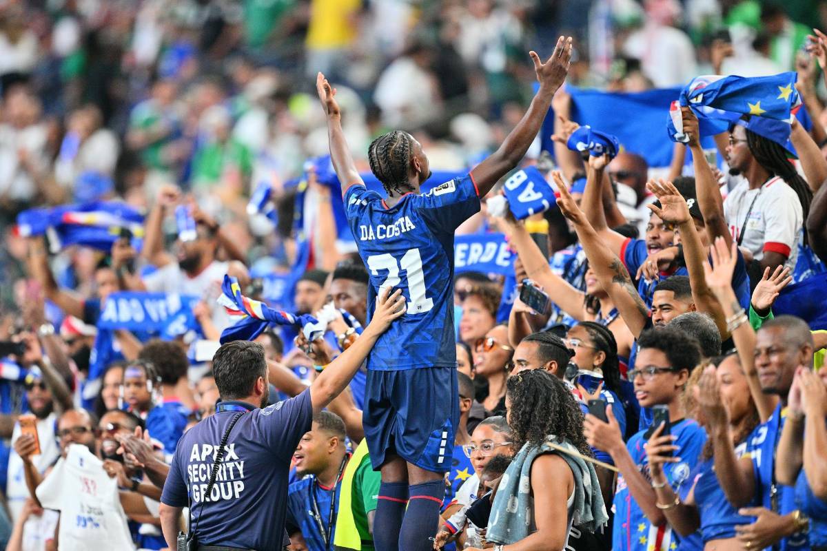 La fiesta de Cabo Verde tras hacer historia, reacción del DT y bellezas