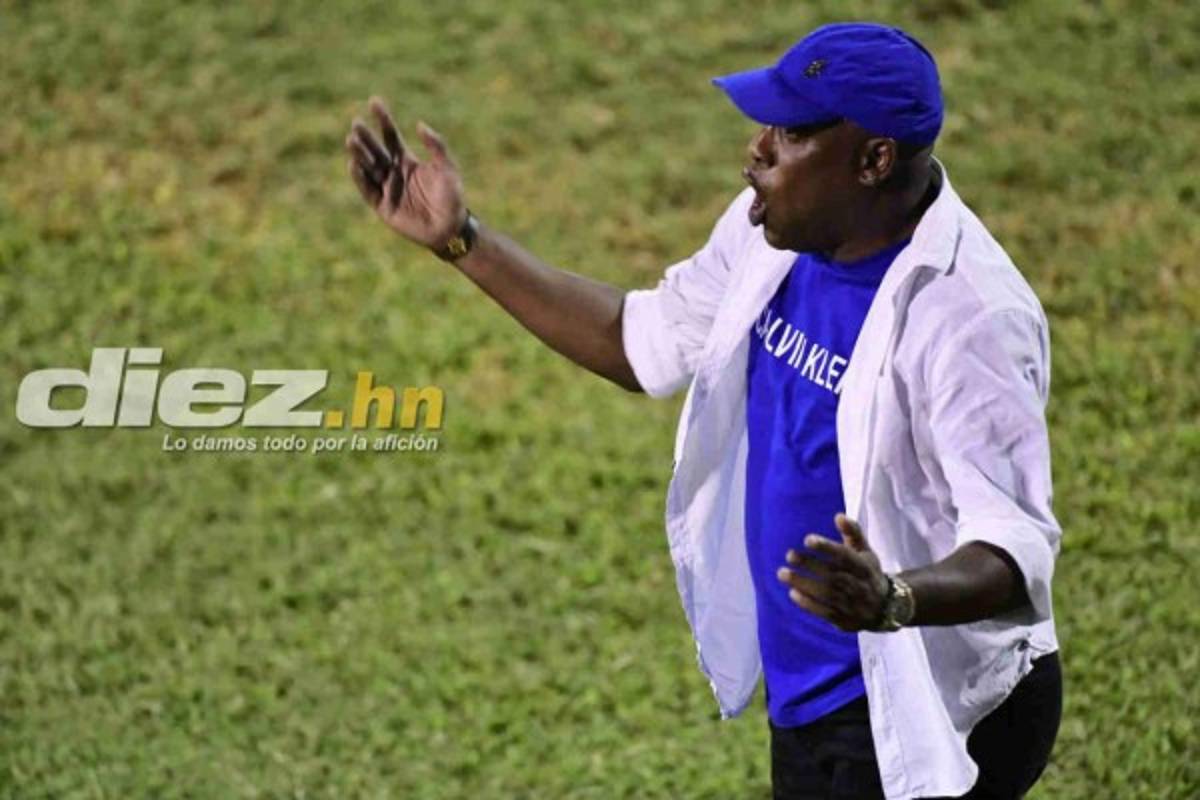 La tristeza del Real España, el enojo de Medford y el abrazo de 'Buba' López