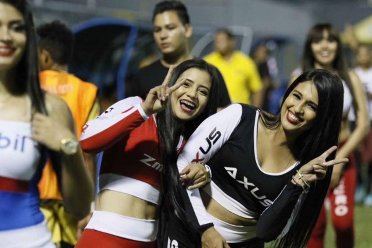 FOTOS: La Miss Honduras entre las bellas chicas que llegaron al Morazán