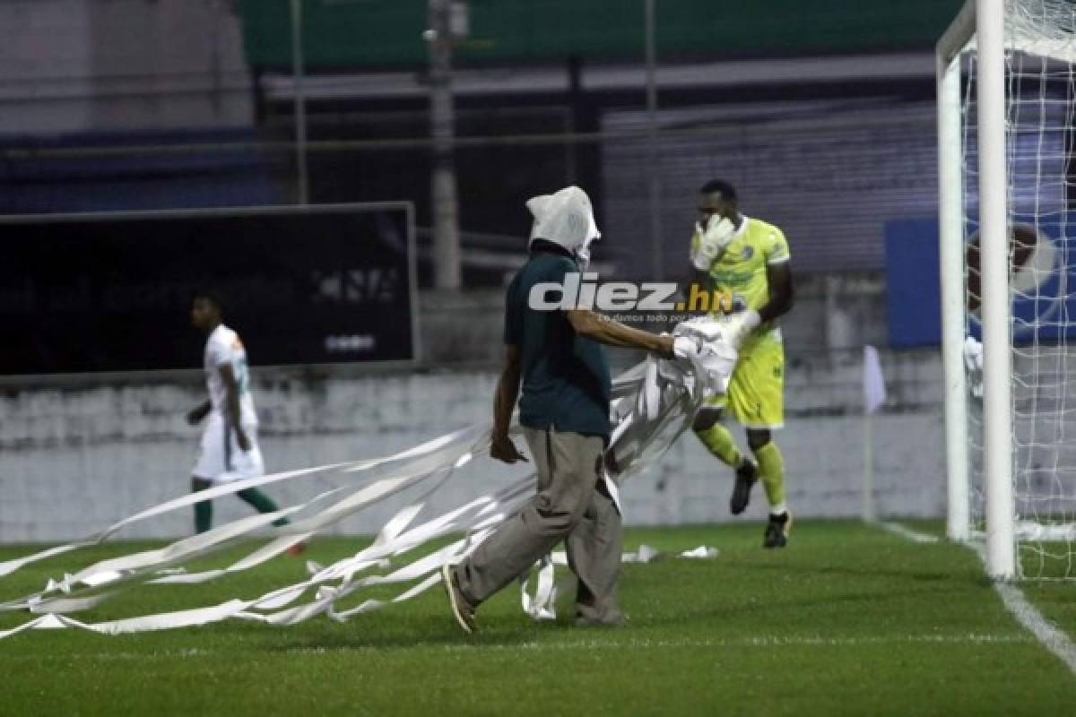 NO SE VIO EN TV: Pedro Troglio firma camisa, visita de seleccionados y el llenazo en el Morazán