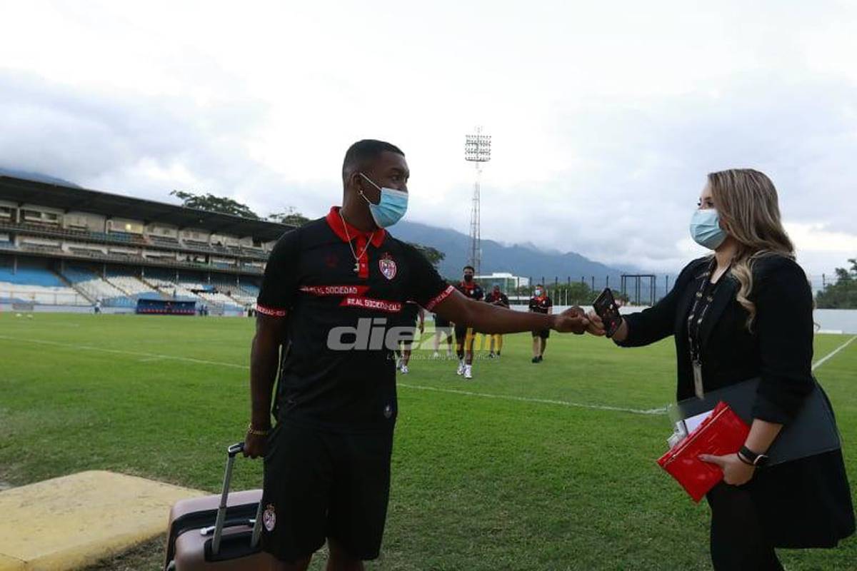 La primera vez de Pablo Lavallén en el Morazán: Así fue llegada de Olimpia al estadio para su debut; hay tres futbolistas positivos de Covid-19