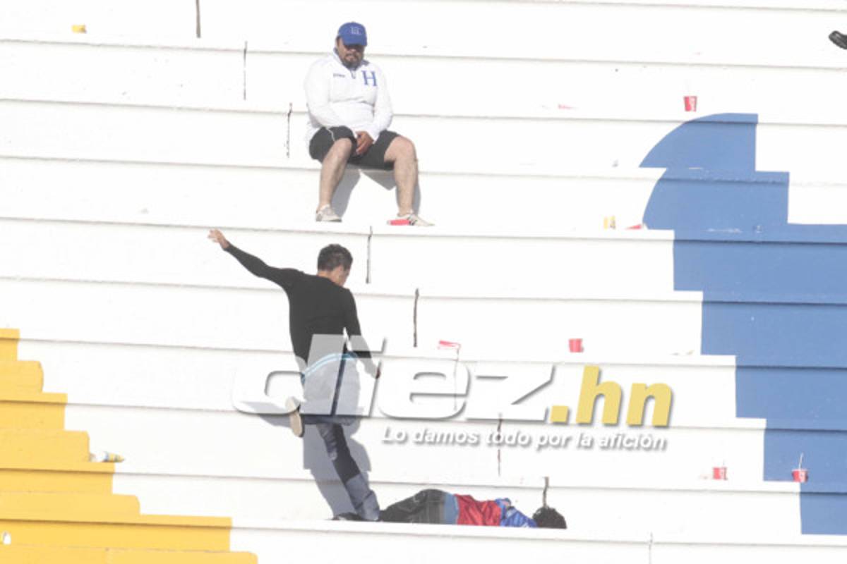 Violencia en las gradas empaña clásico capitalino