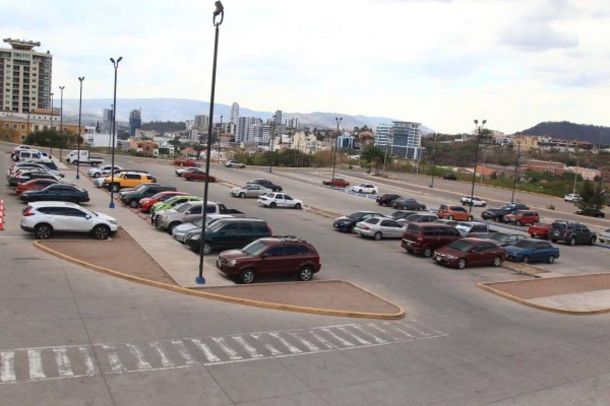 Así es el hermoso Palacio de los Deportes de la UNAH