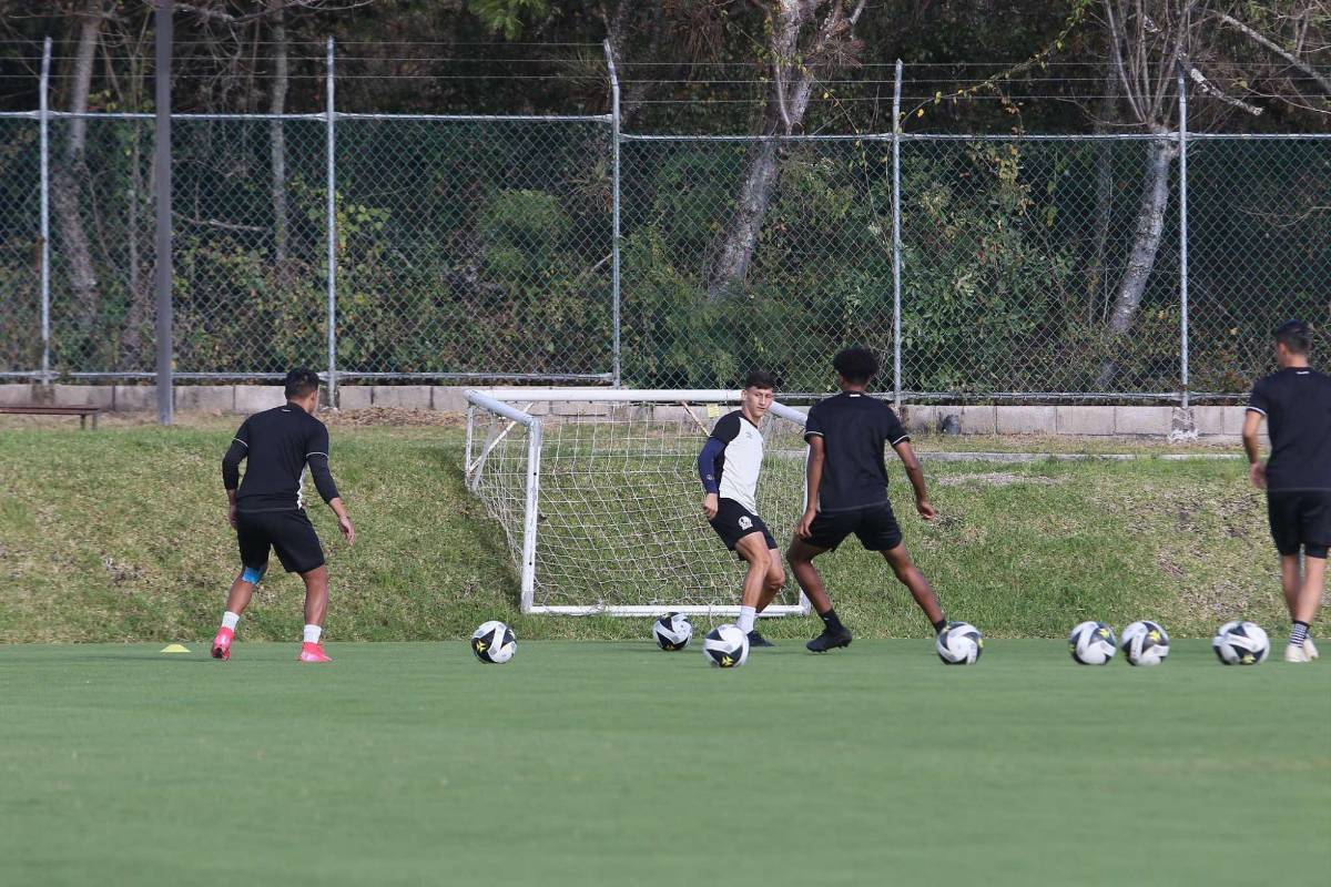 ¡Tremenda novedad en Olimpia! El León se prepara para enfrentar un nuevo clásico en la Liga Nacional de Honduras
