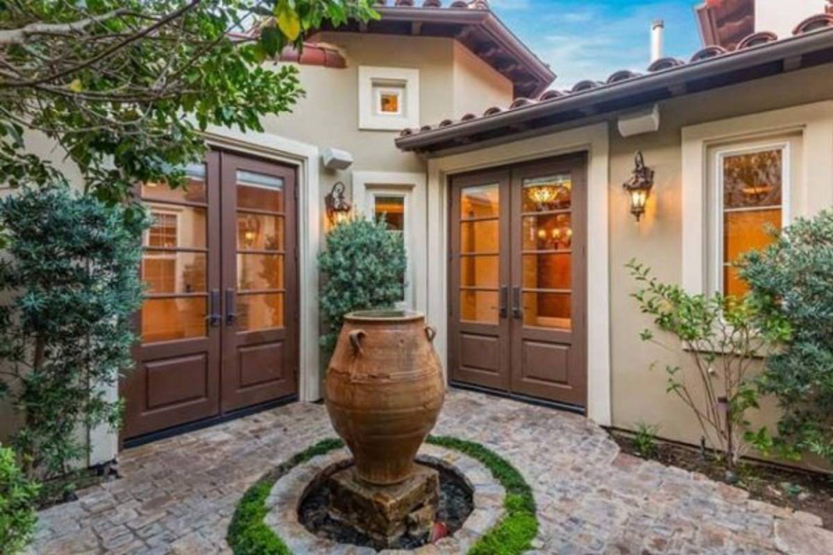 Así es la increíble mansión de Kobe Bryant que Vanessa ha puesto a la venta por $2 millones