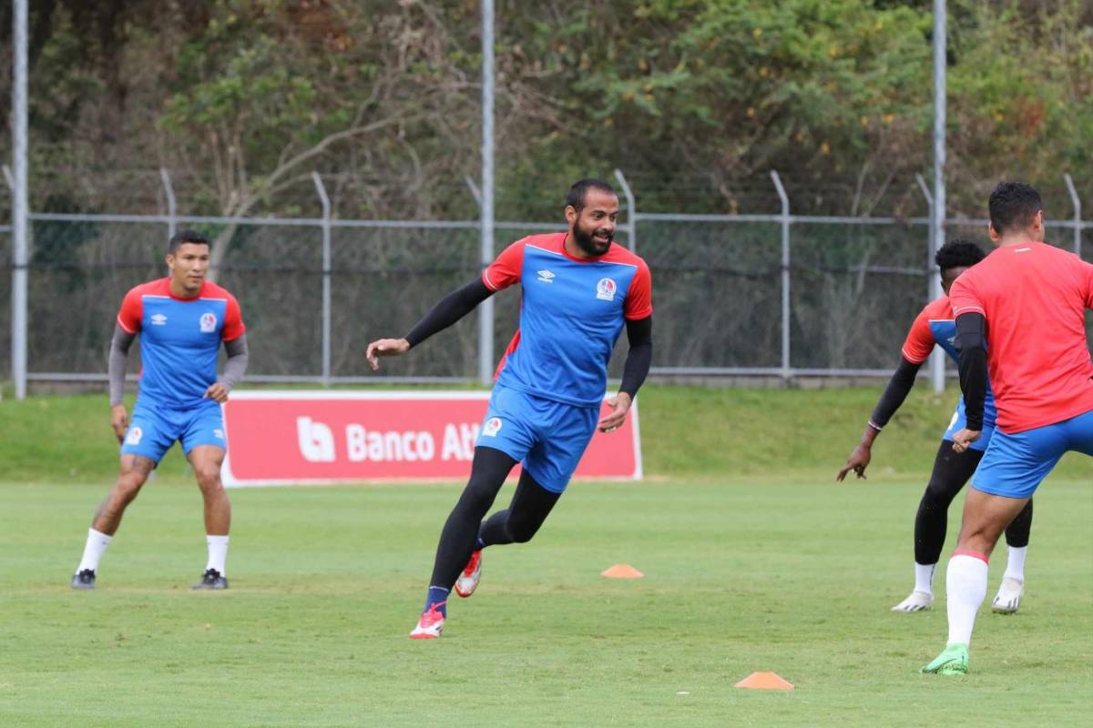 ¿Siguió la polémica? así fue el entrenamiento de Olimpia tras las declaraciones de Eduardo Espinel sobre Real España
