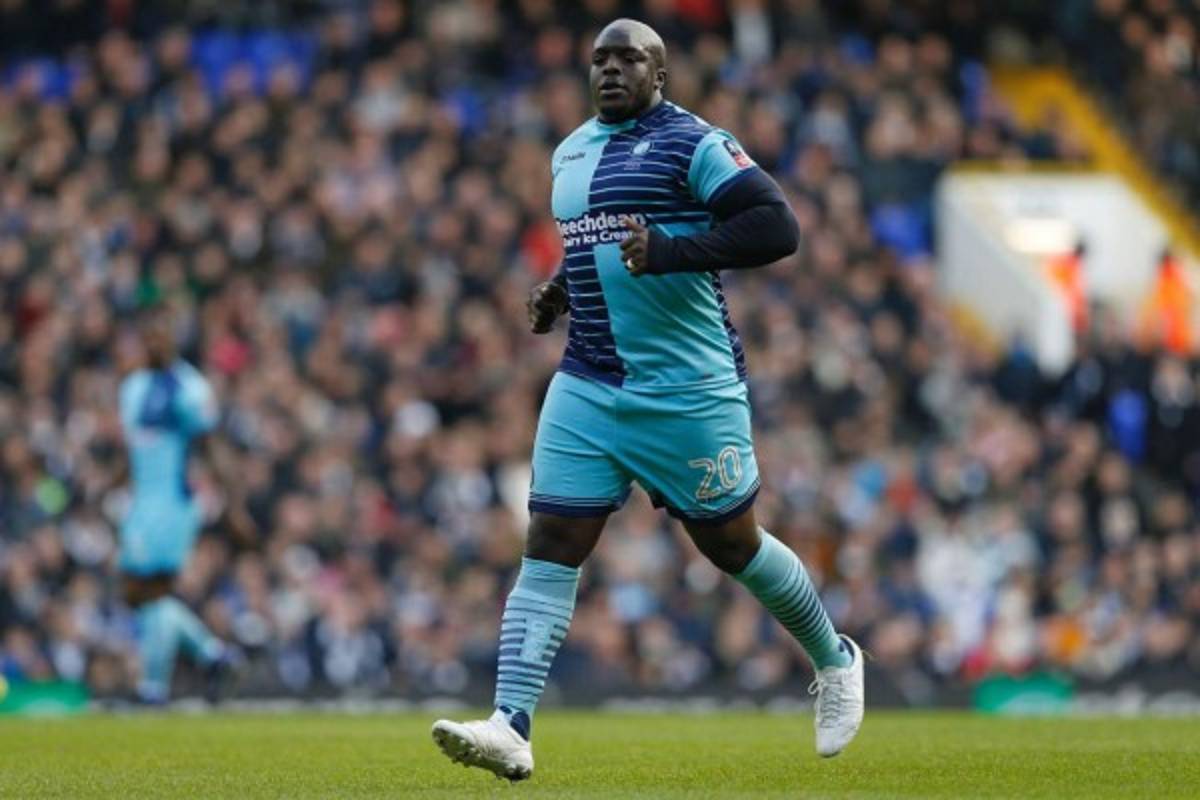 Akinfenwa, el delantero de 220 libras que llevó al Wycombe de la cuarta a la segunda división