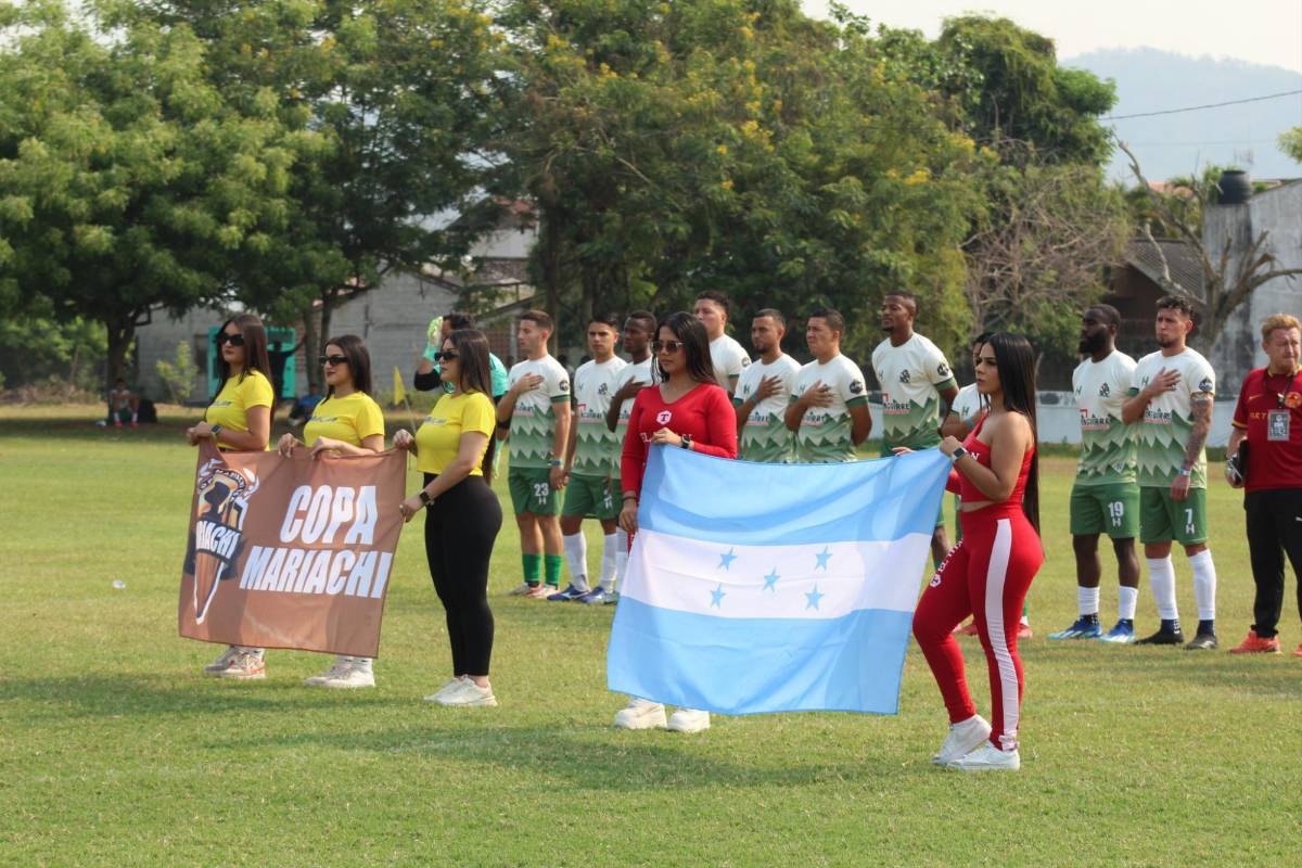 Gran fiesta y buen fútbol en la Copa Mariachi en San Pedro Sula: Rambo de León aparece y también jugadores de la Liga Nacional