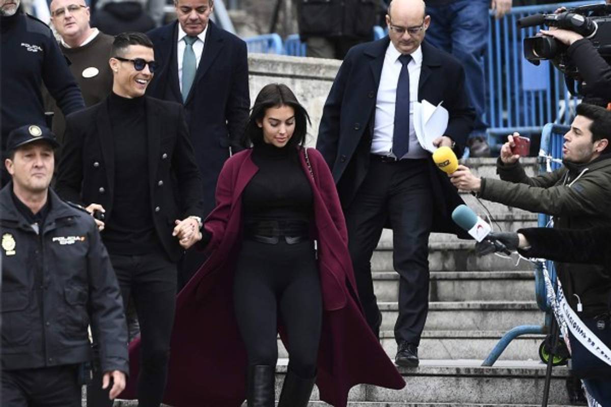 FOTOS: Georgina opacó a Cristiano Ronaldo en audiencia en los juzgados