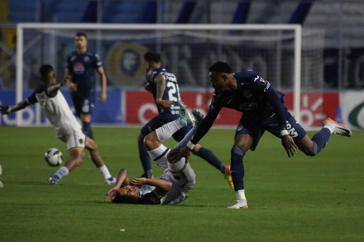 Frustración en Motagua al ser superado por Olimpia en la tabla de posiciones, Primitivo disfrutó volver al Nacional ¿Y la novia de Auzmendi?