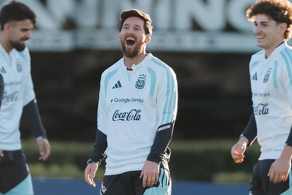 Messi entrenó por última vez con Argentina: dos invitados especiales