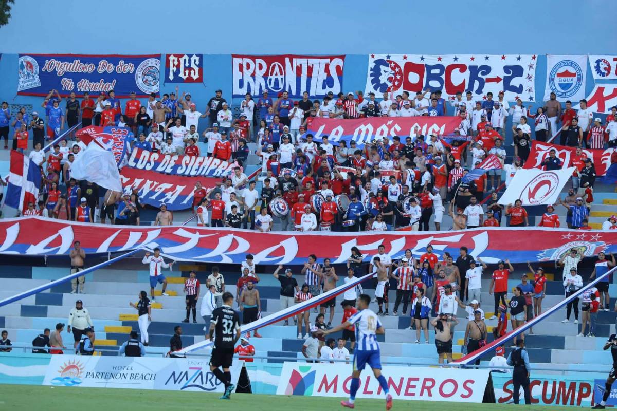 La épica remontada de Olimpia ante Victoria, Jhon Jairo no podía creerlo y las hermosas chicas en el Municipal Ceibeño