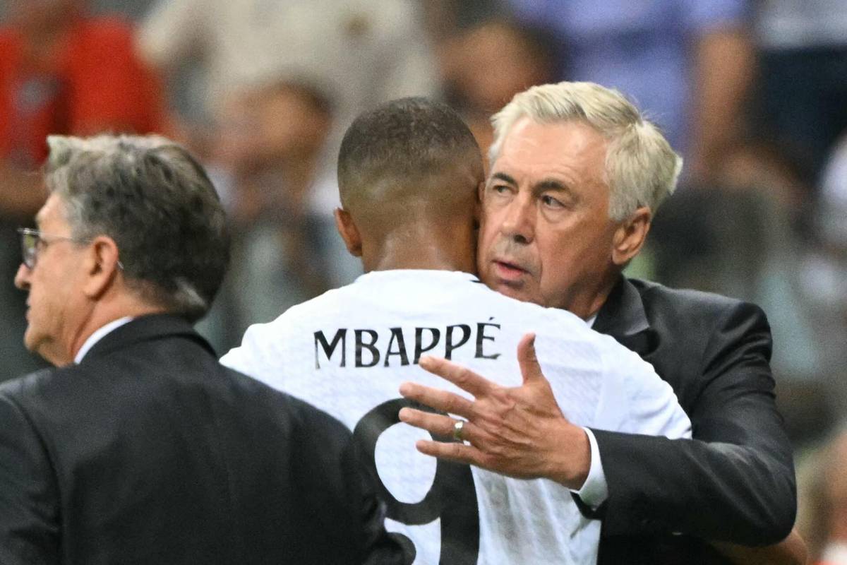 Mbappé es rey de Europa con el Real Madrid: Vinicius imitó su celebración y el emotivo abrazo con Ancelotti y Bellingham