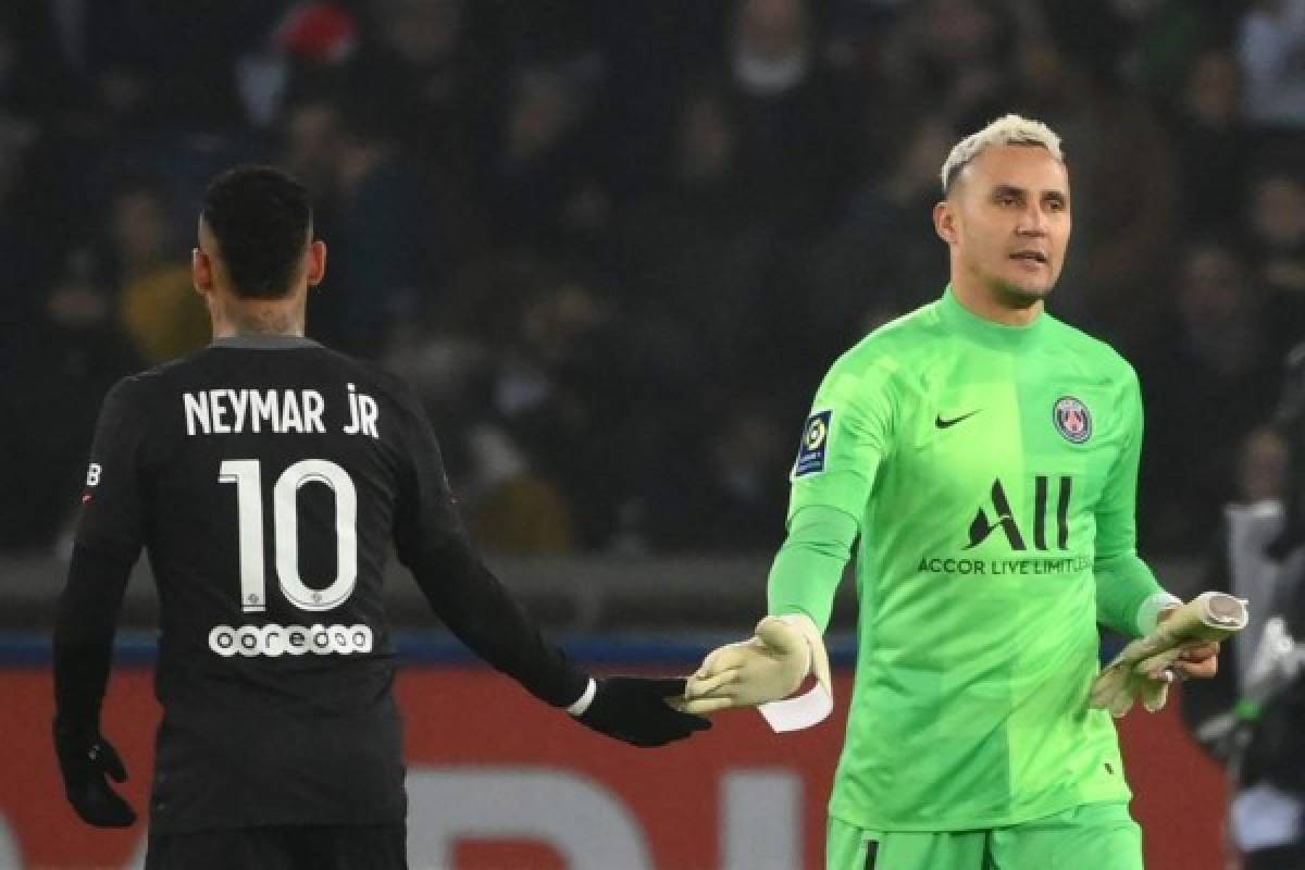 Fotos: Keylor Navas se marcha expulsado en el PSG y así reaccionó Neymar por ser el sacrificado