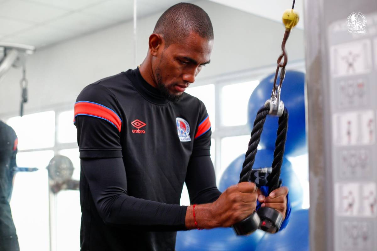 Andy Najar al cien, Maciel en bicicleta, la orden de Reggi y las grandes sonrisas en el Olimpia previo al duelo con Marathón
