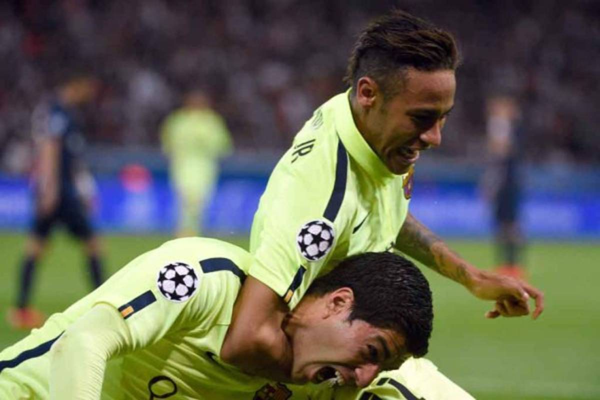 Barcelona venció 3-1 al PSG en París y tiene un pie en semifinales de la UEFA Champions League.