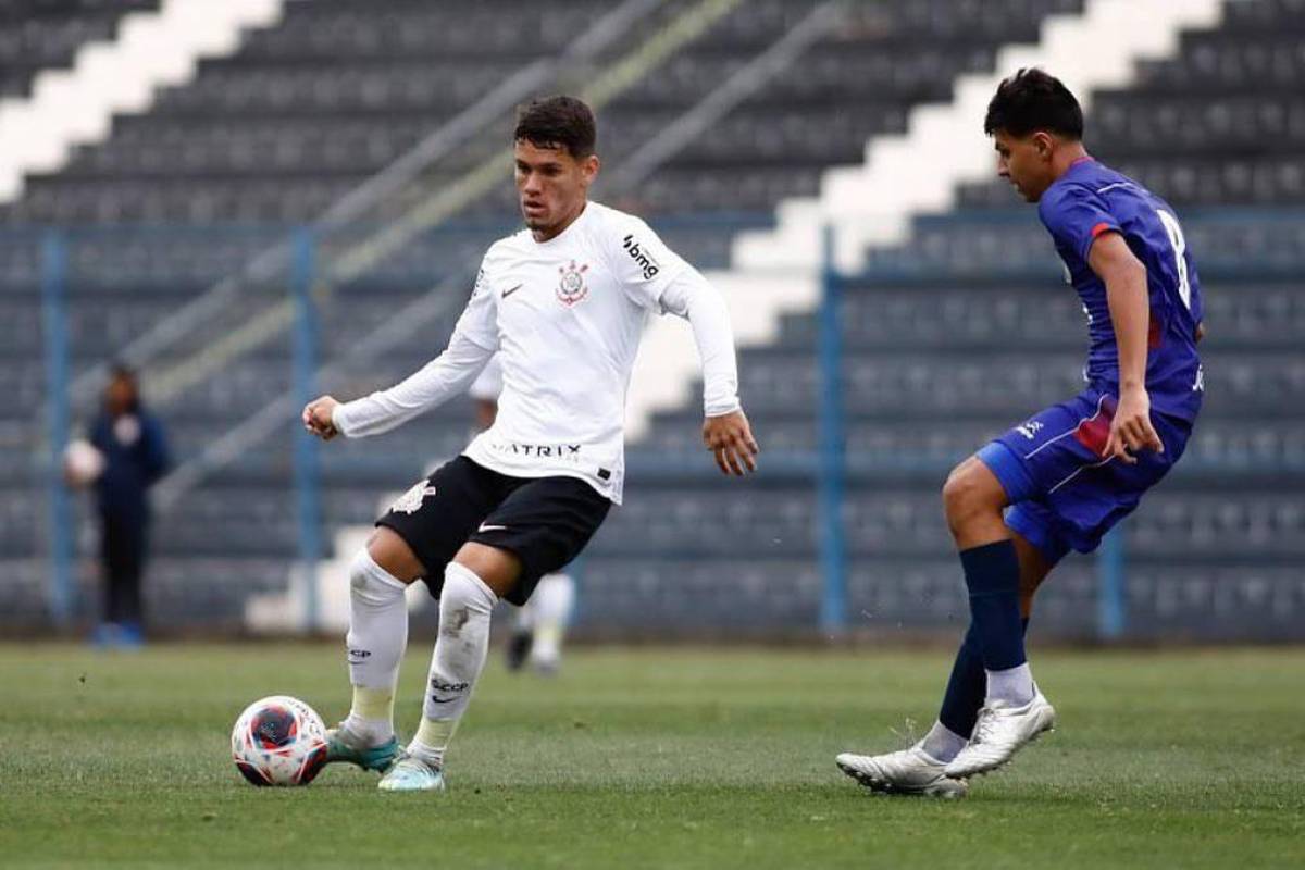 Joven muere tras encuentro íntimo con futbolista y revelan la verdadera causa: Misterio en Brasil